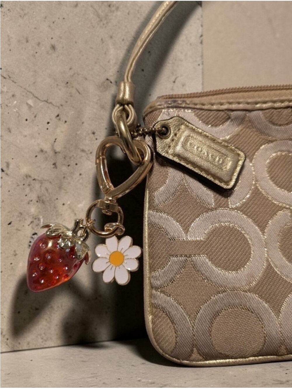 coach wristlet signature jacquard - Picture 2 of 8